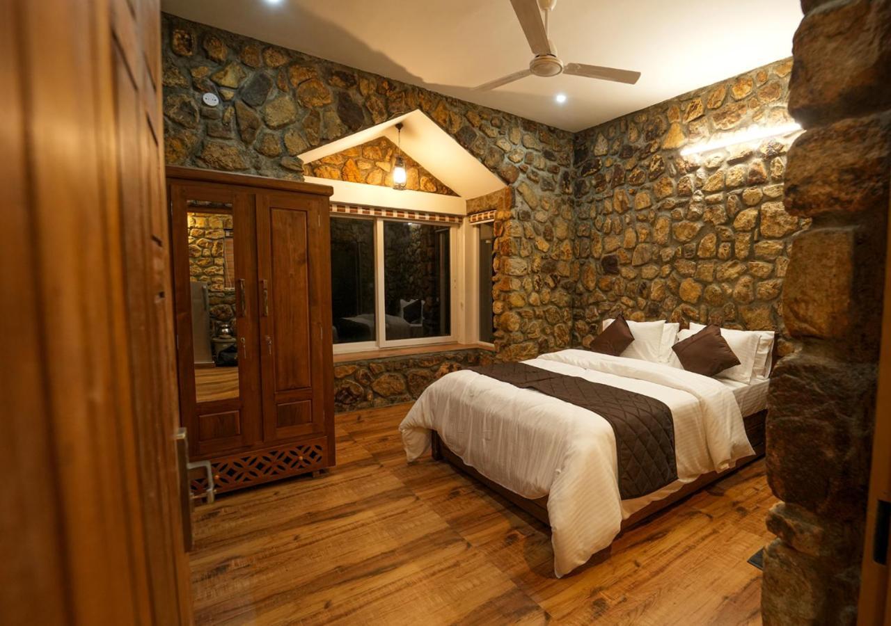 Tiyans Stone Castle Private Tea Villa Vagamon By Voye Homes Ngoại thất bức ảnh